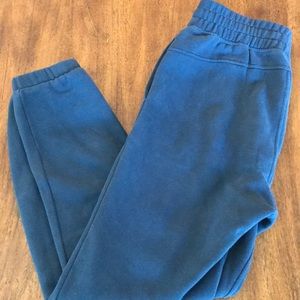 Lululemon joggers